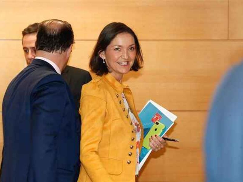 Reyes Maroto, ministra de Industria, Comercio y Turismo en funciones, reivindica la «vida de pueblo» y pide abordar «con urgencia» el reto demográfico