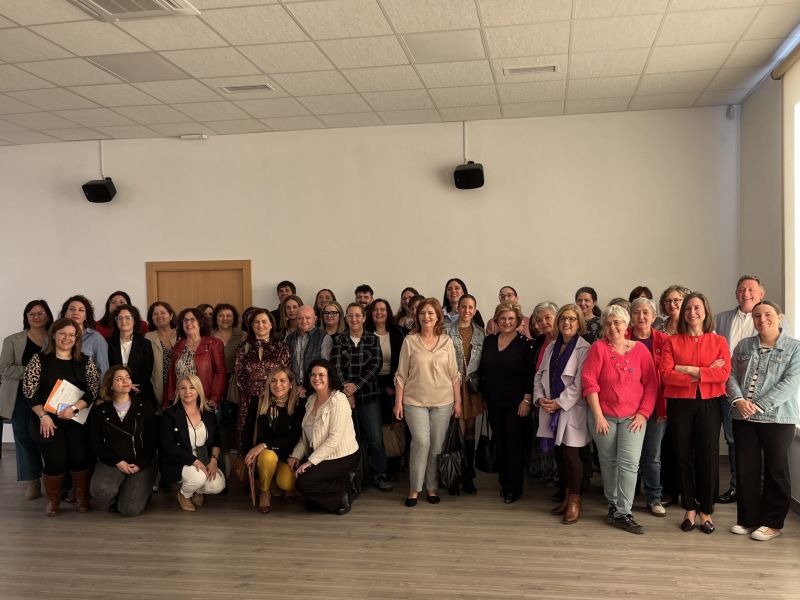Granada Rural Género fomenta la formación y el emprendimiento femenino de 400 mujeres rurales de la provincia 
