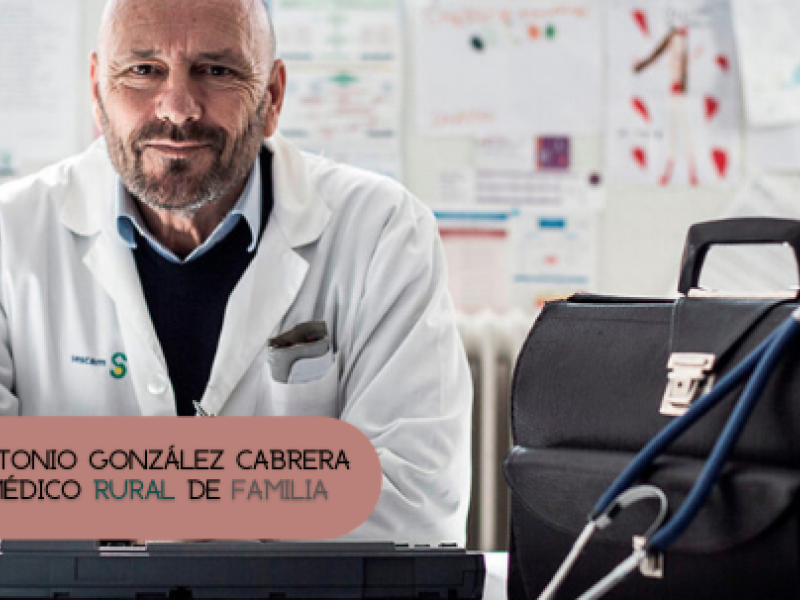 “No se puede llegar a un pueblo sólo como médico; hay que cubrir muchas más demandas”