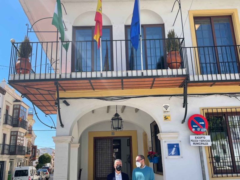 El GDR Subbética Cordobesa mejora la eficiencia energética de dos edificios municipales de Carcabuey
