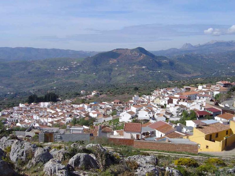 Casi la mitad de la población andaluza estaría dispuesta a vivir en un pueblo pequeño