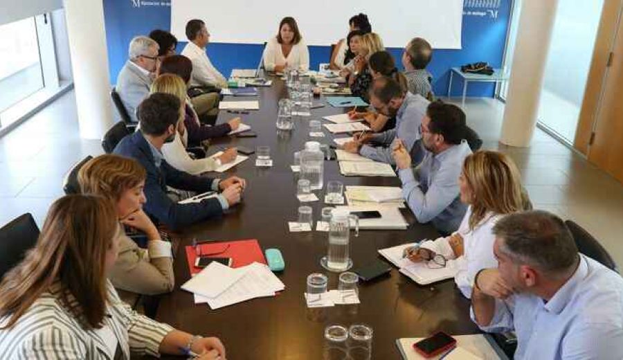 Málaga crea un grupo de trabajo para combatir la despoblación