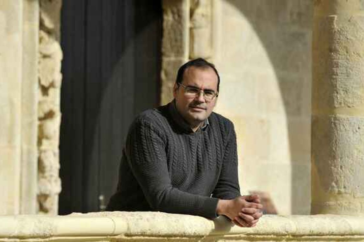 Hugo Palomares, alcalde de Bornos: “La Sierra de Cádiz necesita industrias que generen empleo porque el turismo no es la panacea”