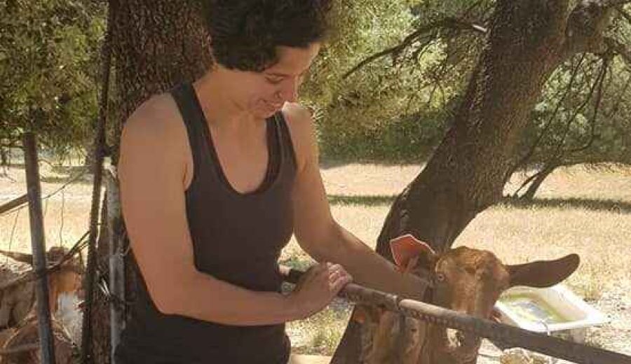 Inma Romero, ganadera por vocación y devoción en la Sierra Sur de Jaén