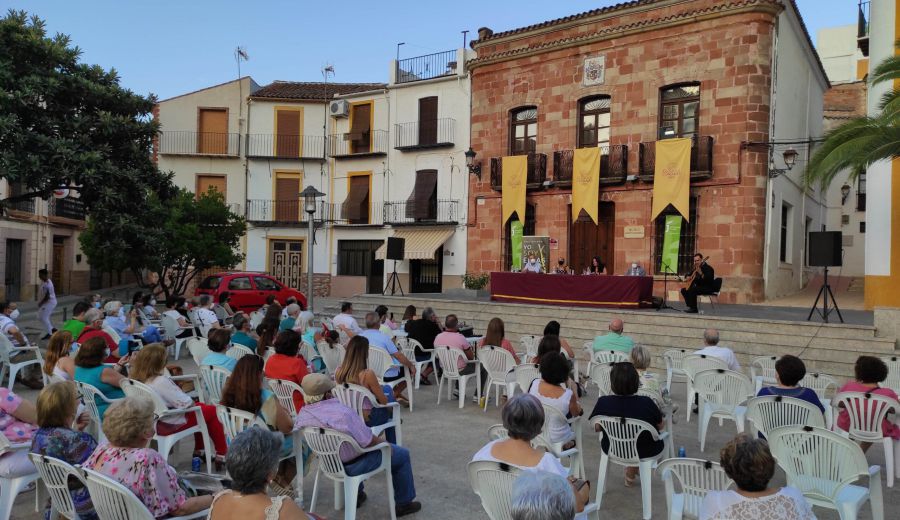 Clubes de lectura, cafés y viajes literarios en el Condado de Jaén