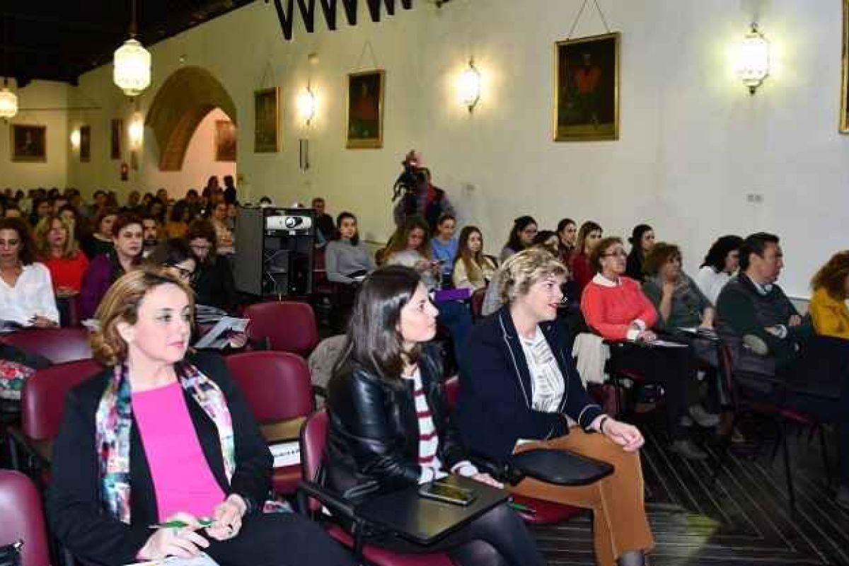 Expertos alertan en Osuna de una tendencia a frivolizar sobre la violencia machista