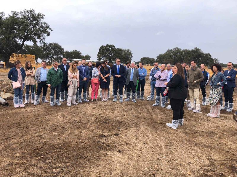 Ganaderos conocen las posibilidades del proyecto de aprovechamiento de los residuos ganaderos en la comarca de Los Pedroches
