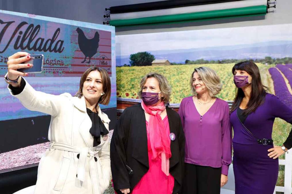 Las mujeres rurales, imprescindibles ante la recuperación del sector