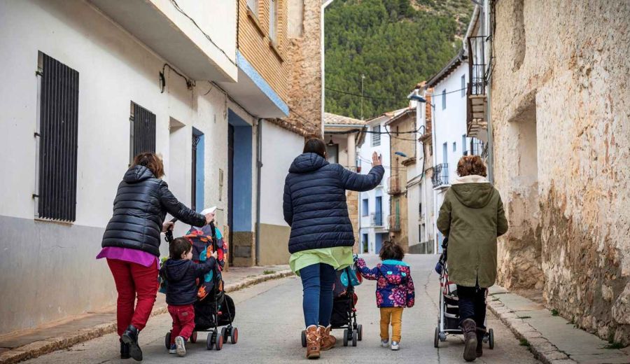 Educación gratis a los dos años contra la despoblación