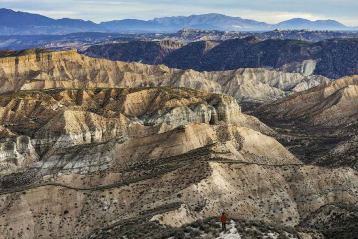 El programa ‘Volando Voy’ de Jesús Calleja dedica un episodio al Geoparque de Granada