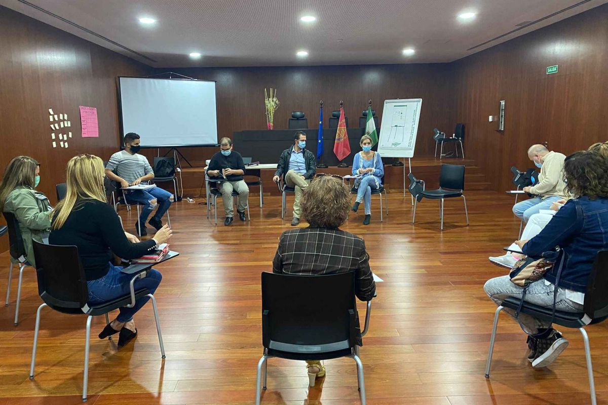 El GDR Altiplano de Granada impulsa un espacio de coordinación en políticas de igualdad en la comarca