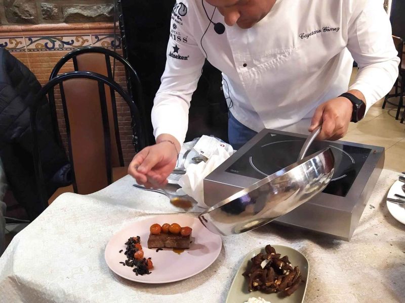 El Altiplano difunde el cordero segureño con talleres de cocina dirigido a profesionales