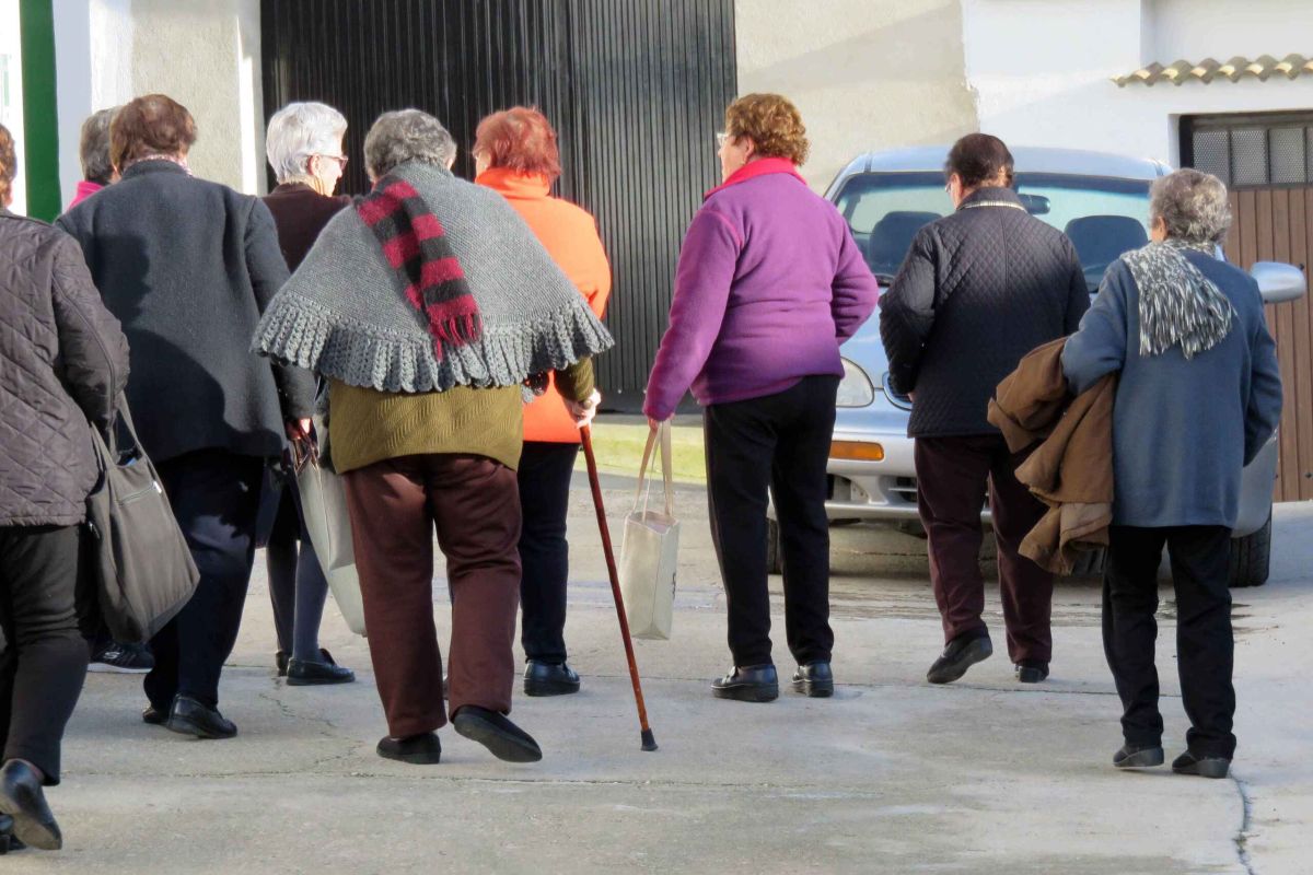 La falta de años cotizados deja a las mujeres rurales a la cola en pensión