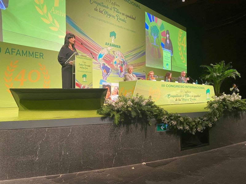 Isabel Bombal resalta el papel esencial de las mujeres en el desarrollo de un modelo de agricultura familiar y profesional