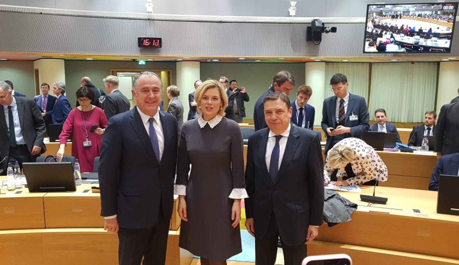 Alemania, España y Francia comparten su ambición para la futura PAC: una Política Agrícola Común más verde y simple, con un presupuesto a la altura de dichos retos