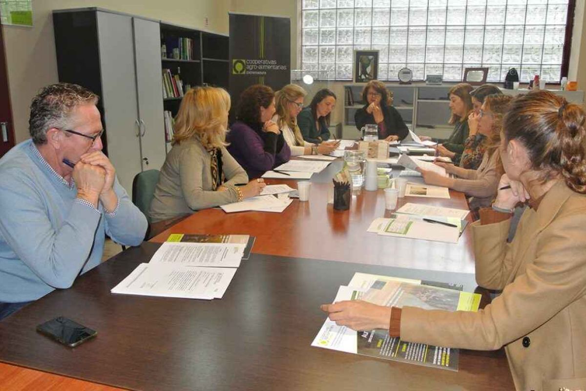 El número de mujeres en los consejos rectores de cooperativas se incrementa un 19% en el último año