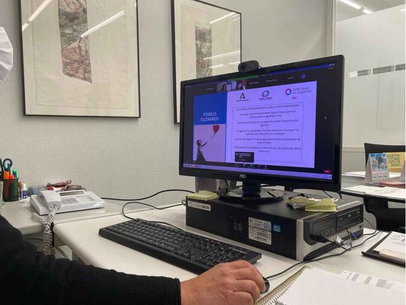 El IAM forma a mil profesionales en la atención a familiares de víctimas de violencia de género