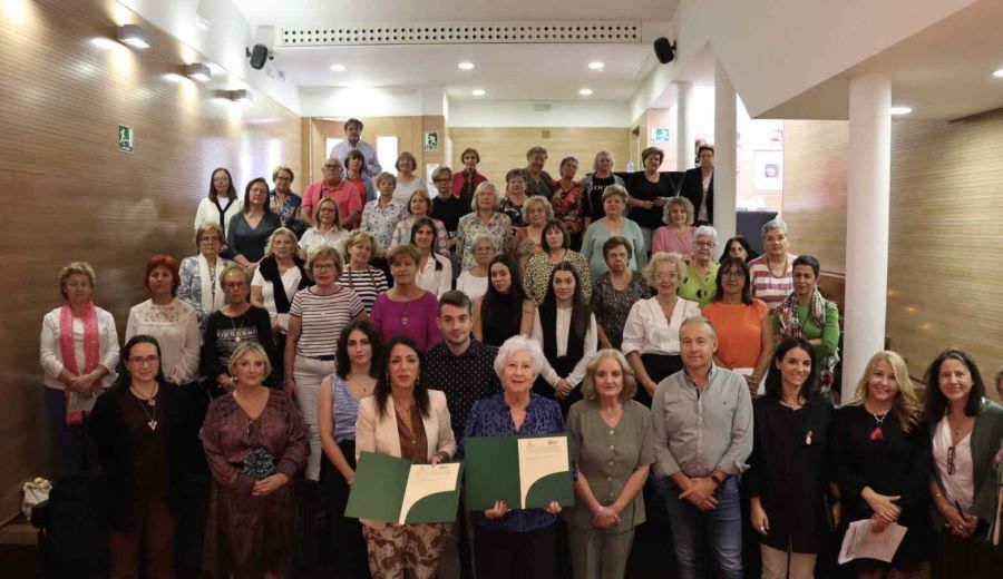 IFAPA y COAMUR impulsarán actividades de formación para visibilizar a las mujeres rurales