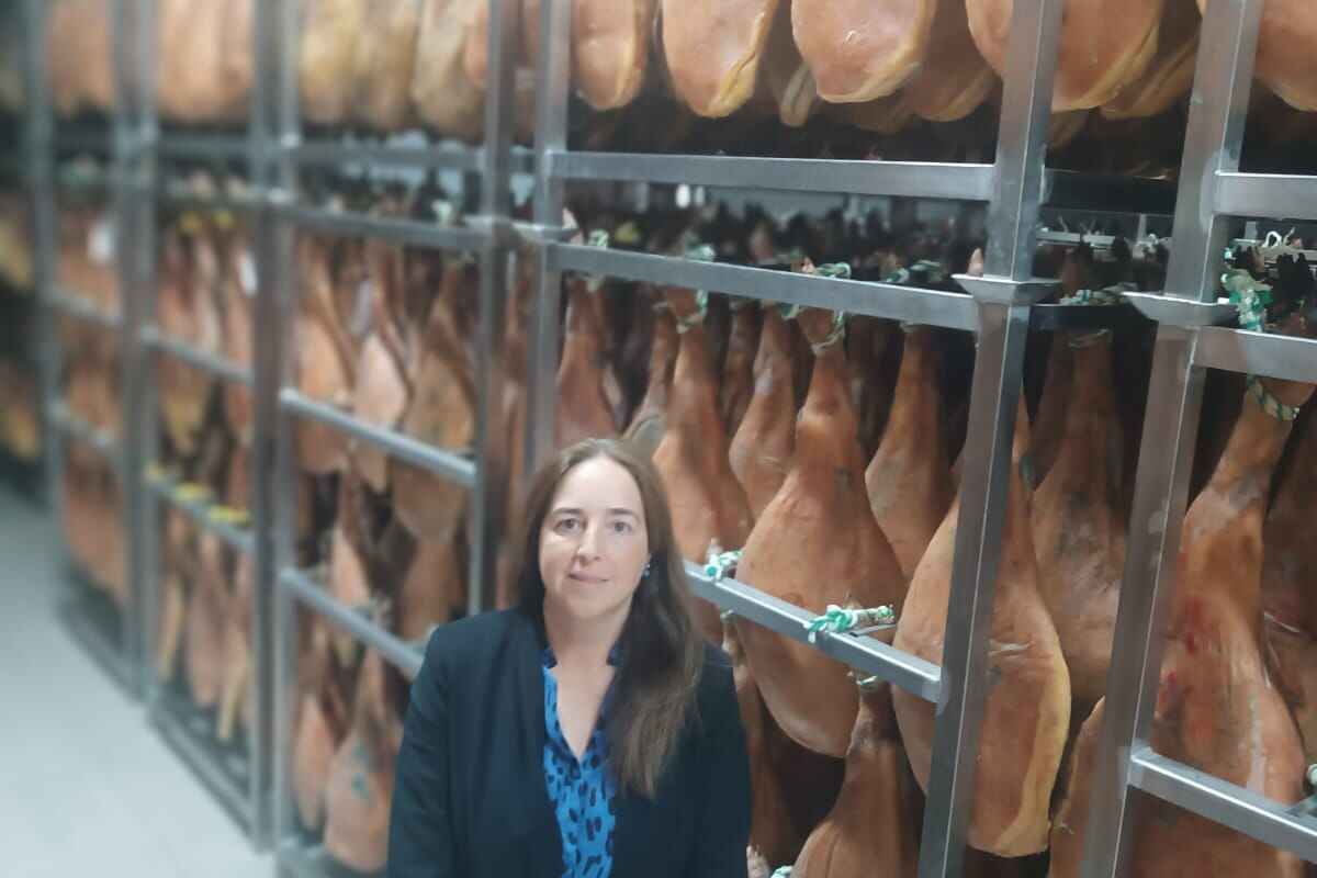Un tour gastronómico por la tradición jamonera del Arco Noreste de la Vega de Granada
