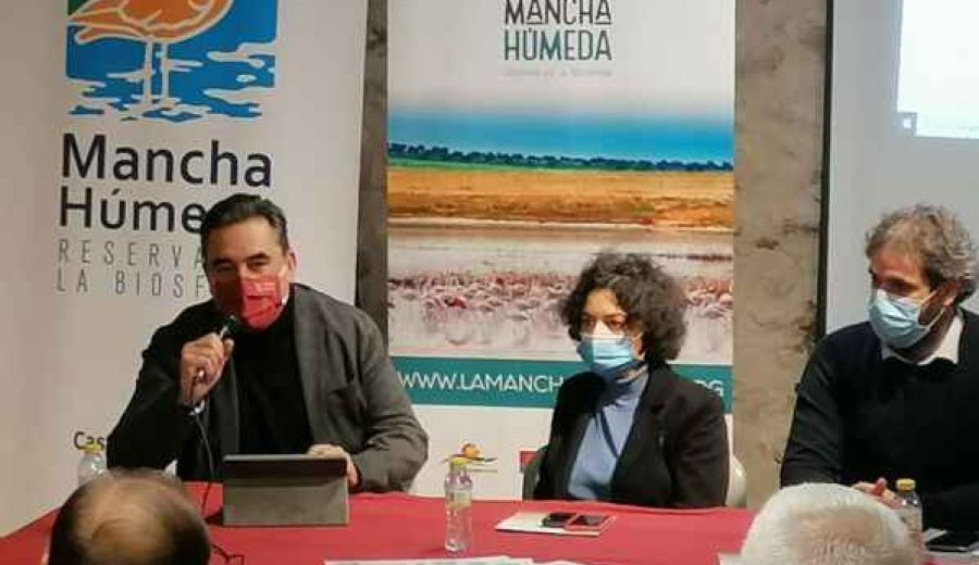 FADEMUR presenta un proyecto del agua como eje vertebrador de las personas en el mundo rural
