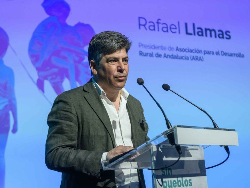 Rafel Llamas: “Hay que cambiar el relato de la España vacía por el de una llena de oportunidades”