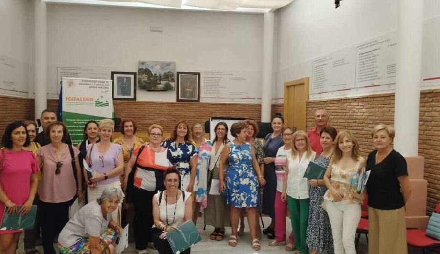Sierra Mágina constituye  en Cambil su mesa comarcal de género