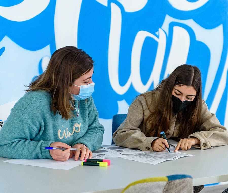 Adaptación funcional de edificio a Centro Joven Paymogo
