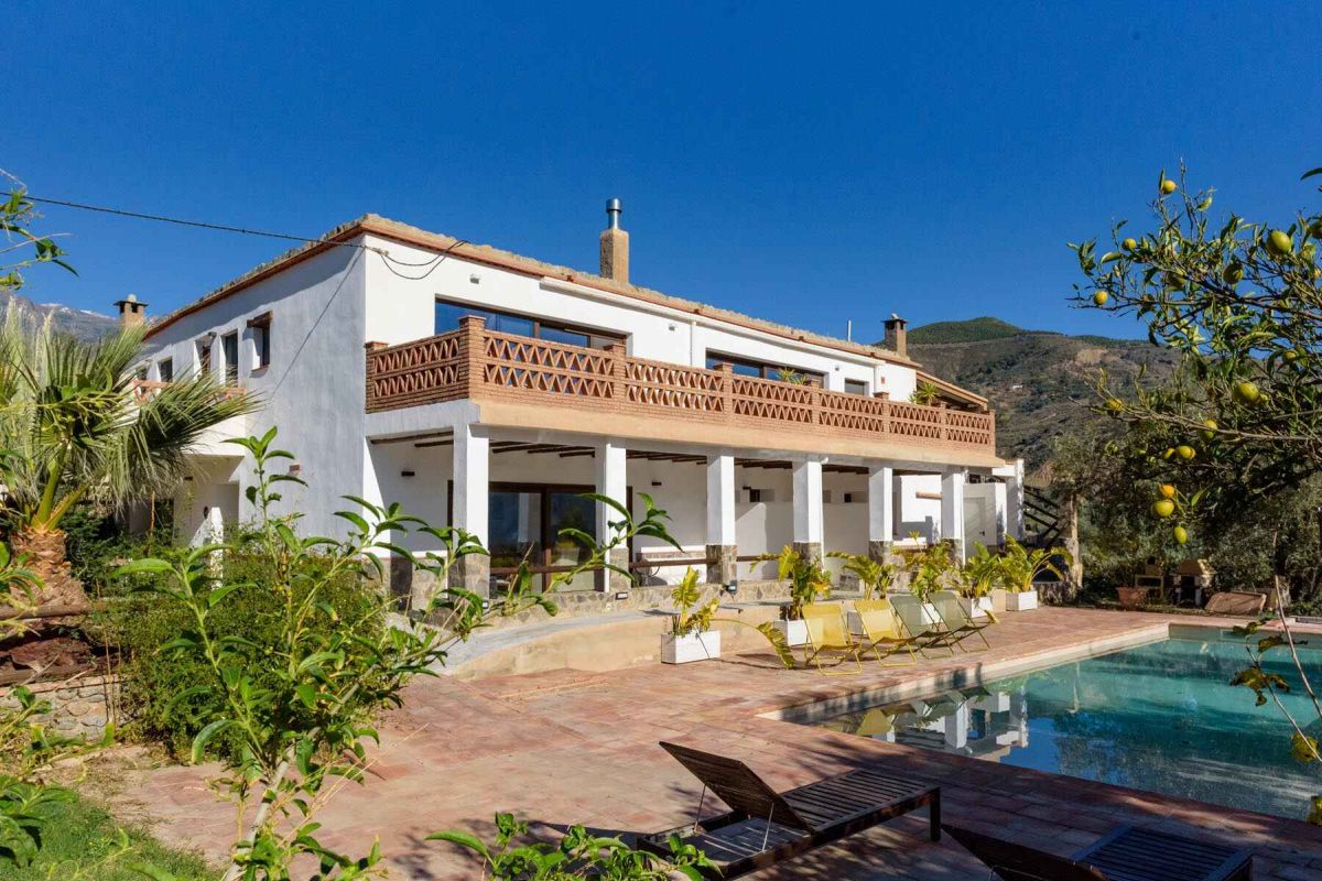 Aumenta el número de viajeros que pernoctan en alojamientos de turismo rural en Andalucía