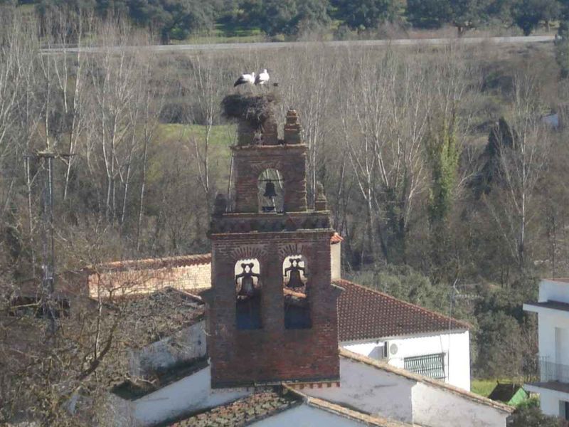 La Nava, un pequeño pueblo de la sierra de Huelva planta cara a la despoblación para sobrevivir