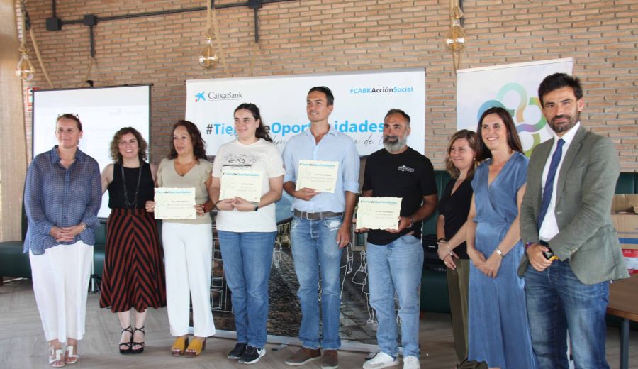 CaixaBank y el GDR Campiña Jerez y Costa Noroeste de Cádiz premian el emprendimiento rural con el programa Tierra de Oportunidades