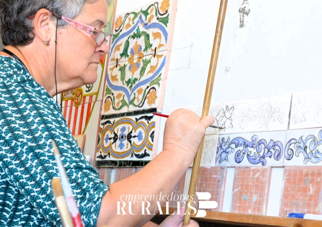 Concha Pallares, ceramista: “En la crisis de la construcción pasé tanto que ya no temo a nada” Asociación para el Desarrollo Rural de Andalucía concha pallares 1