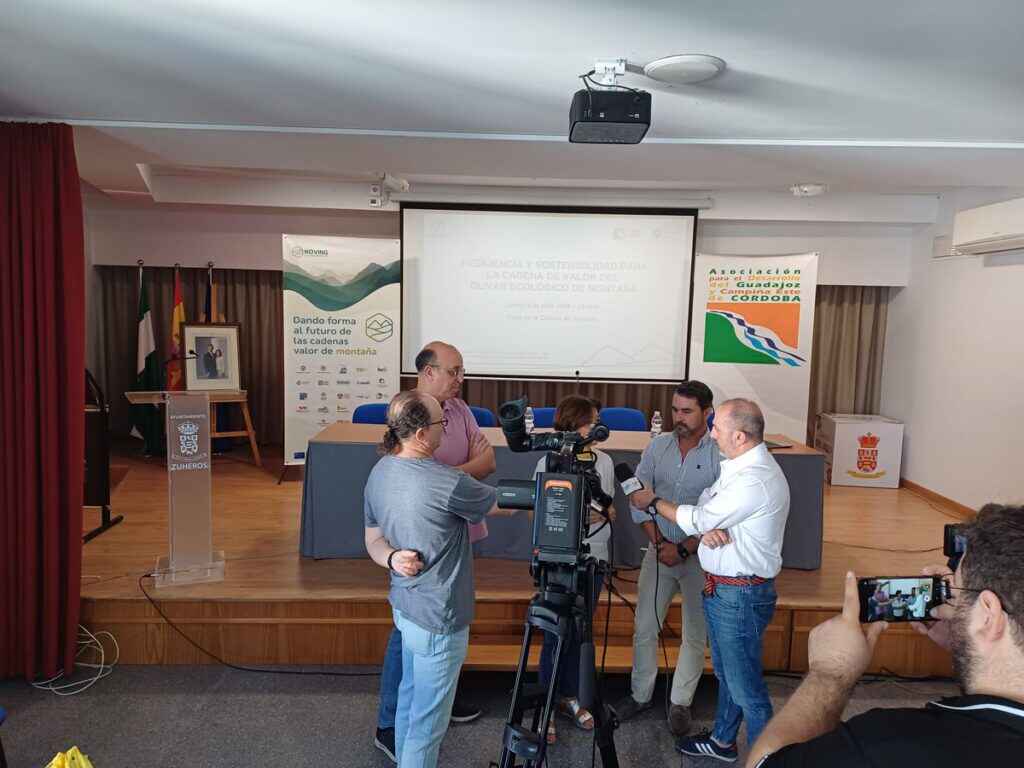 Asociación para el Desarrollo Rural de Andalucía GR h8gGX0AAUtpe