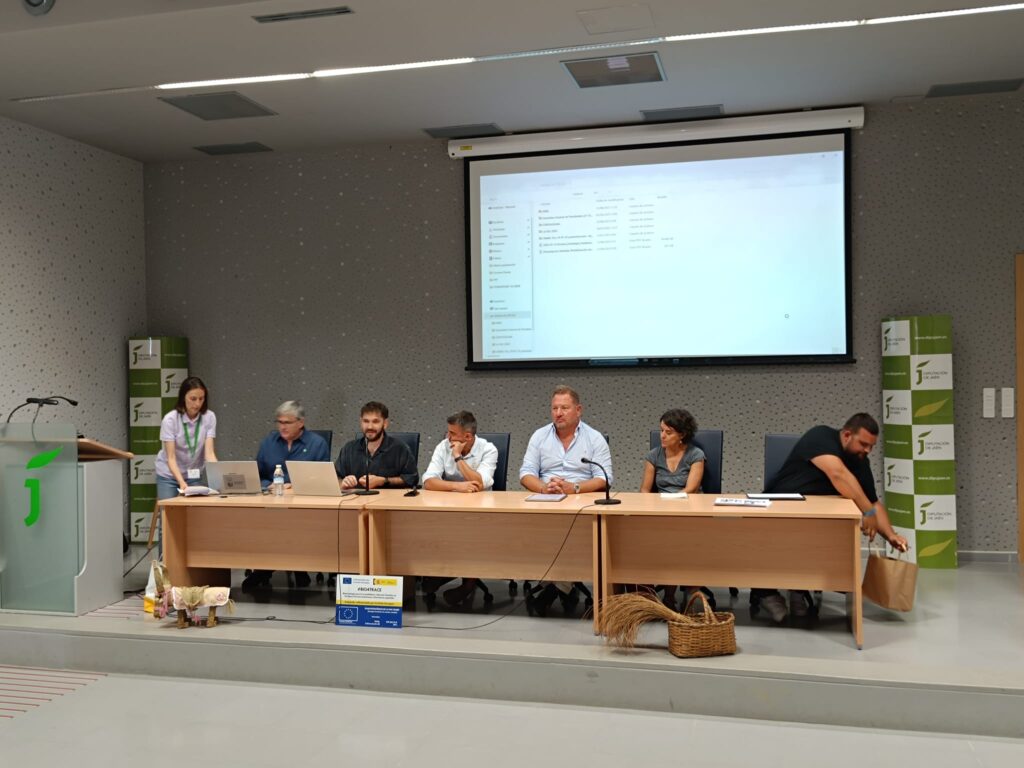 ARA participa en unas jornadas del Parque Natural de Sierra Mágina sobre desarrollo rural y ganadería extensiva Asociación para el Desarrollo Rural de Andalucía 537343371 1222985479871285 2938847069754196762 n