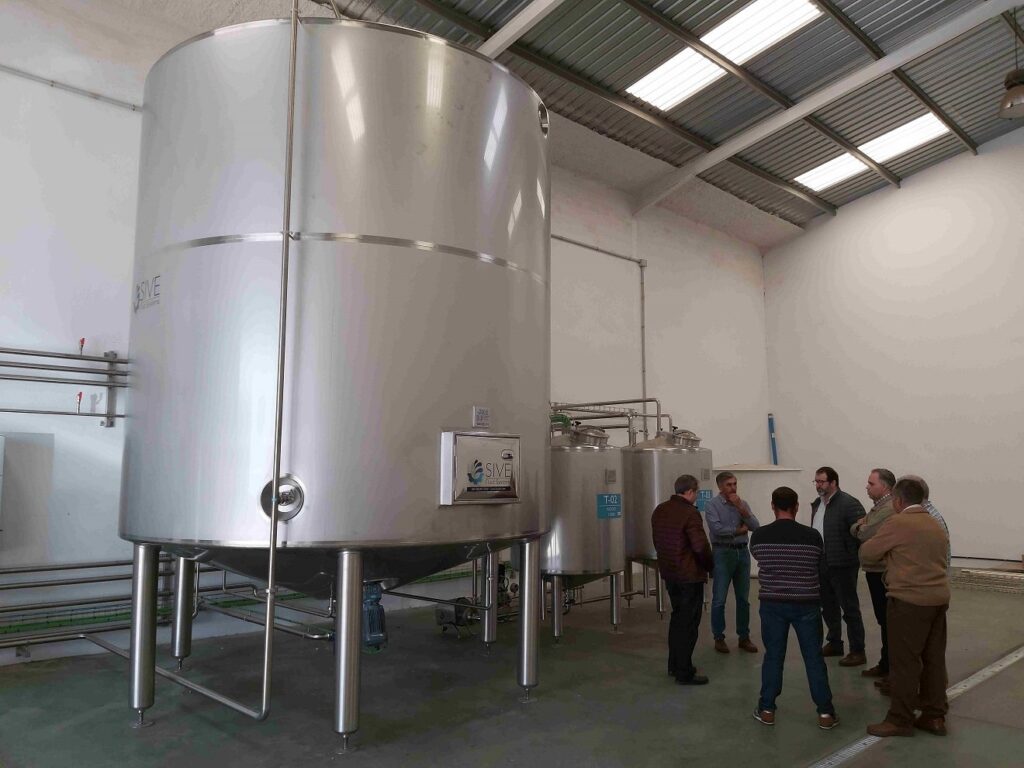 Campiña y los Alcores de Sevilla: “LEADER ha generado un gran esfuerzo inversor del empresariado del territorio" Asociación para el Desarrollo Rural de Andalucía nueva cooperativa ganadera CARMONA